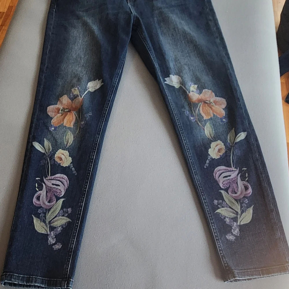 Desigual Exotic Jeans Floral Art Dark Wash Denim Size 34 - Picture 1 of 6